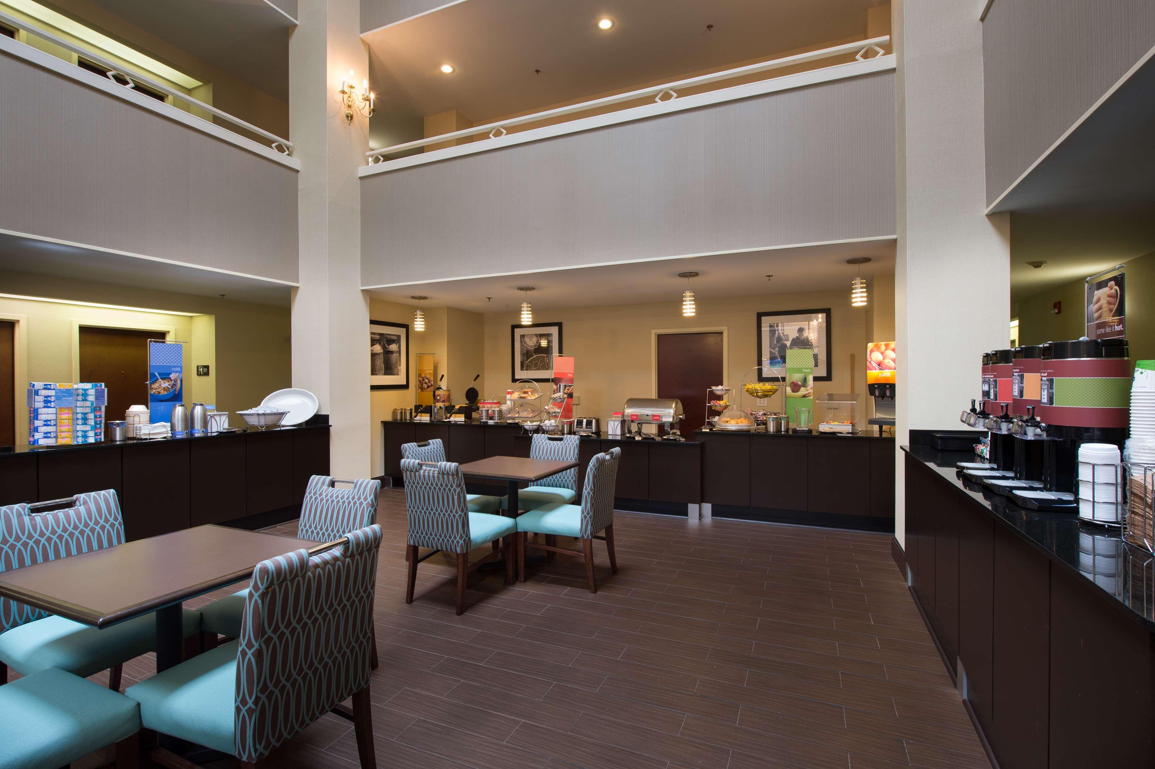 Hampton Inn Cornelia Exterior foto