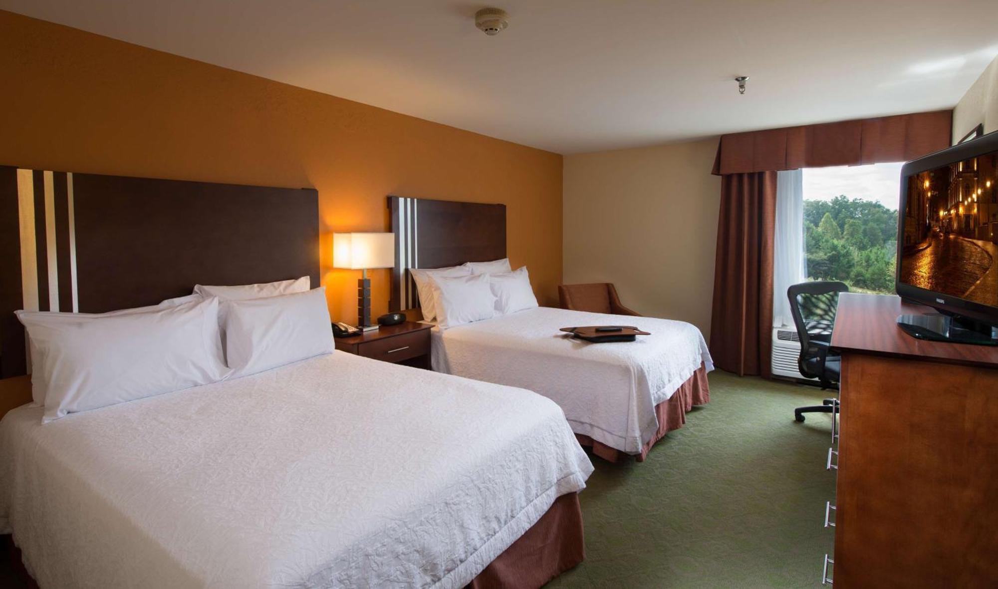 Hampton Inn Cornelia Exterior foto
